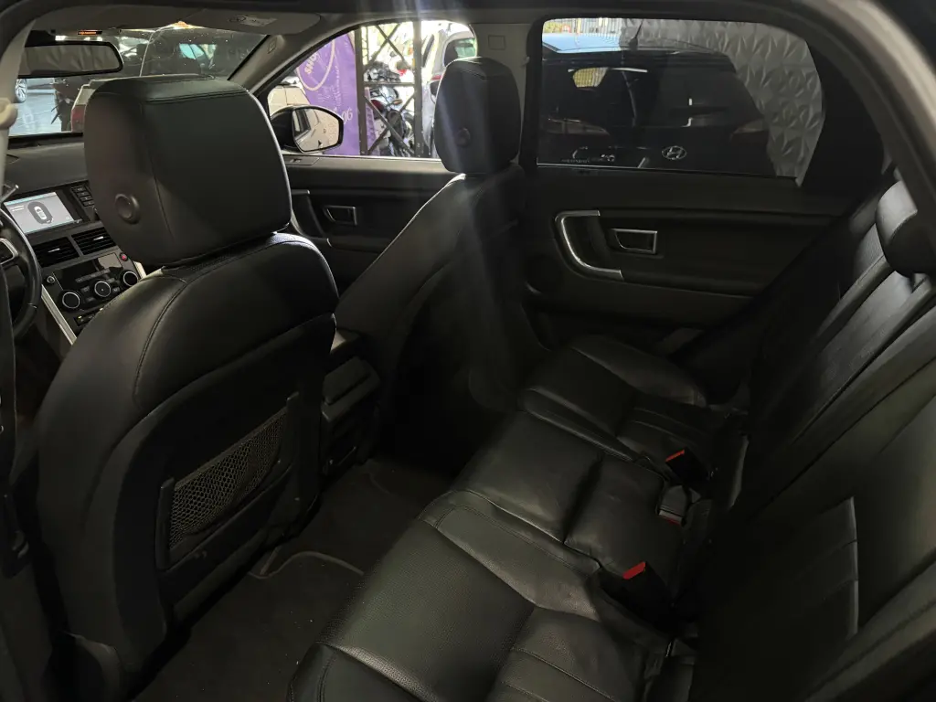 LAND ROVER Discovery Sport - Foto