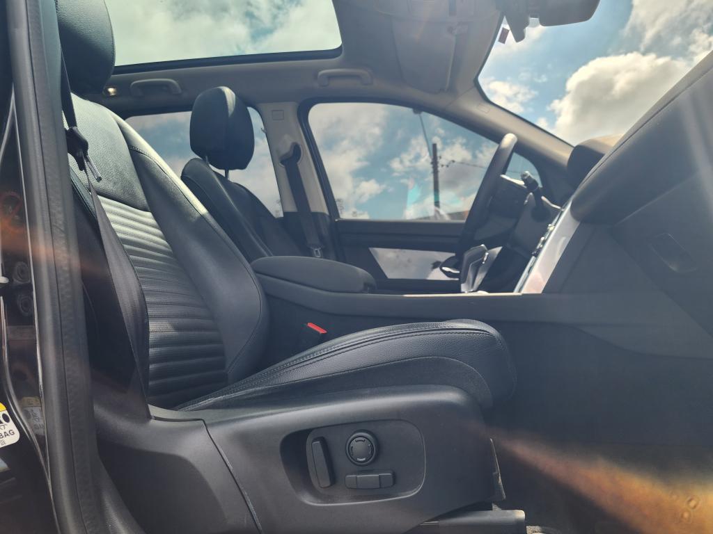 LAND ROVER Discovery Sport - Foto