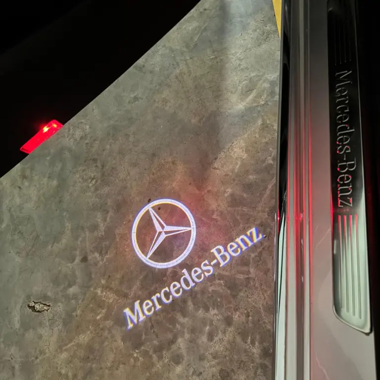 MERCEDES-BENZ C 180 - Foto