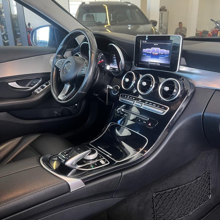 MERCEDES-BENZ C 180 - Foto