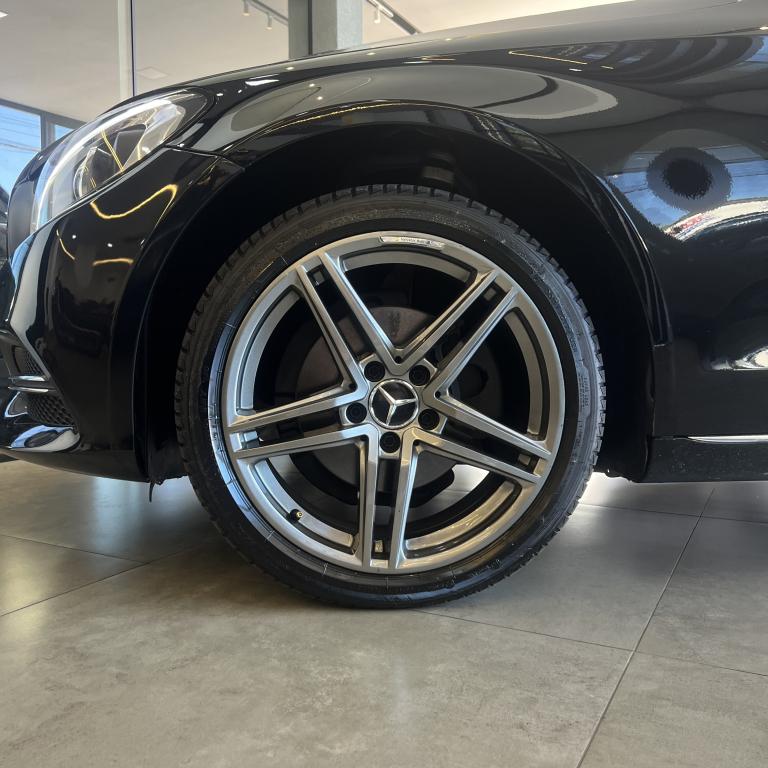 MERCEDES-BENZ C 180 - Foto