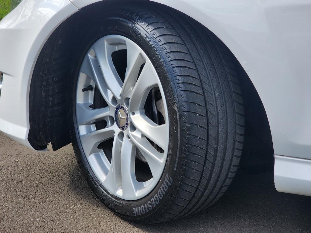 MERCEDES-BENZ C 200 - Foto