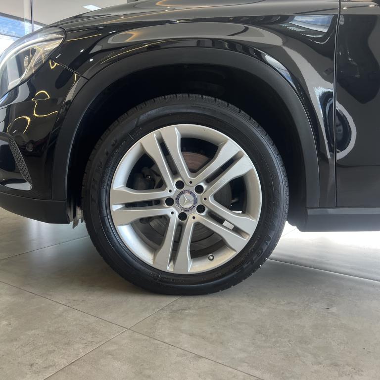 MERCEDES-BENZ GLA 250 - Foto