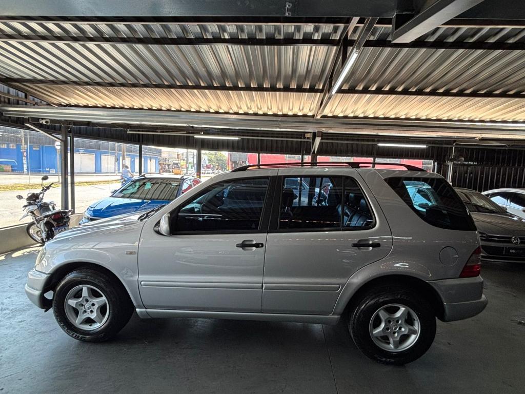 MERCEDES-BENZ ML 320 - Foto