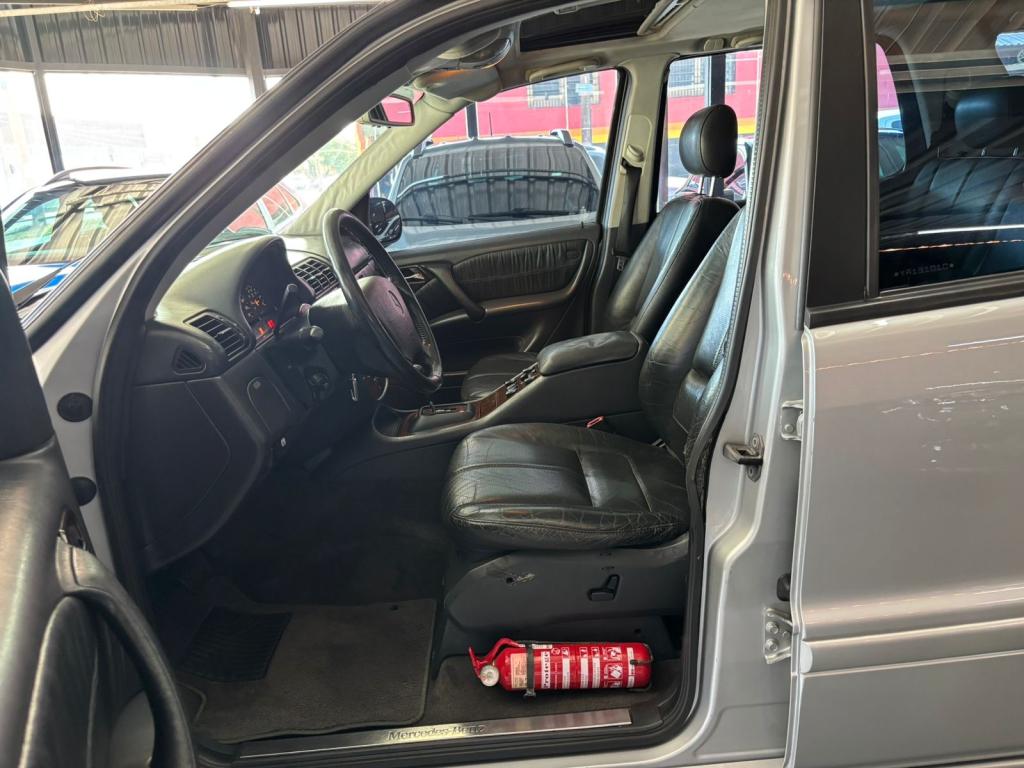 MERCEDES-BENZ ML 320 - Foto