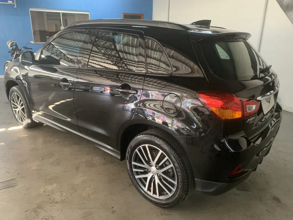 MITSUBISHI ASX - Foto
