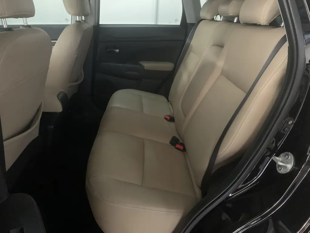 MITSUBISHI ASX - Foto