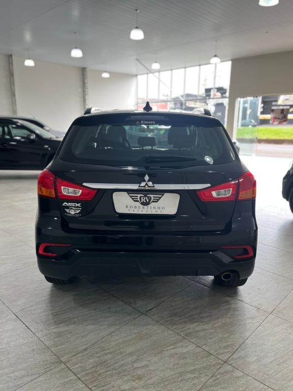 MITSUBISHI ASX - Foto