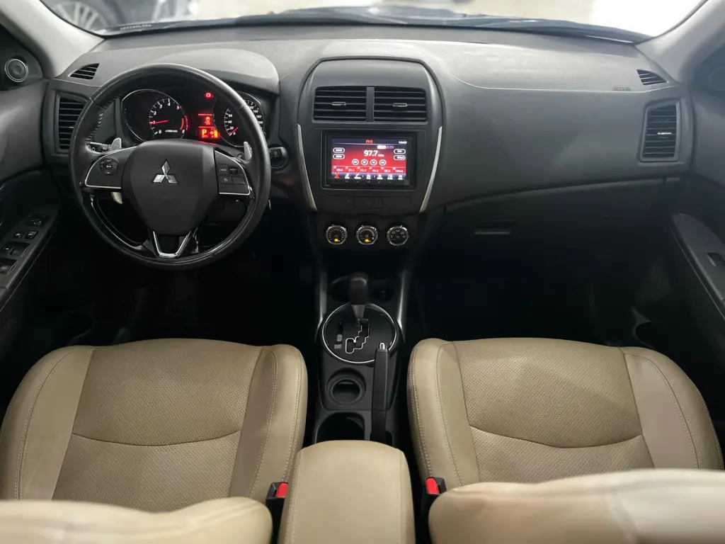 MITSUBISHI ASX - Foto
