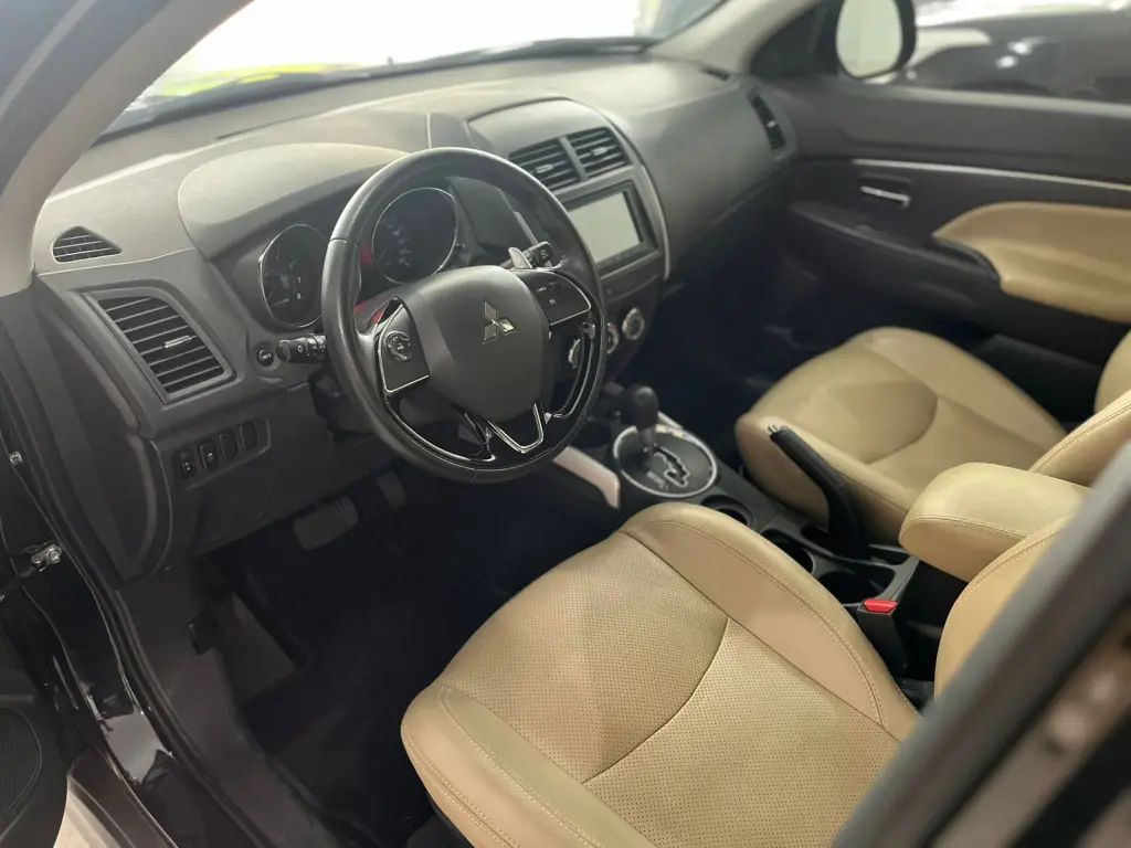 MITSUBISHI ASX - Foto