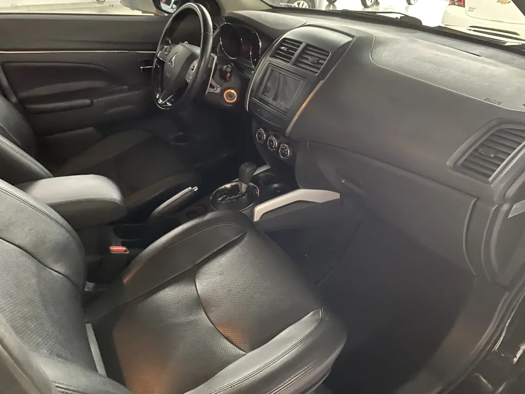 MITSUBISHI ASX - Foto