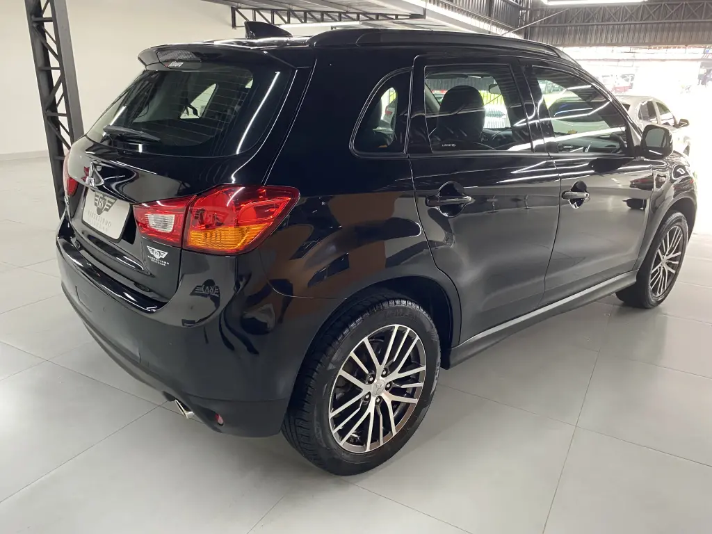 MITSUBISHI ASX - Foto