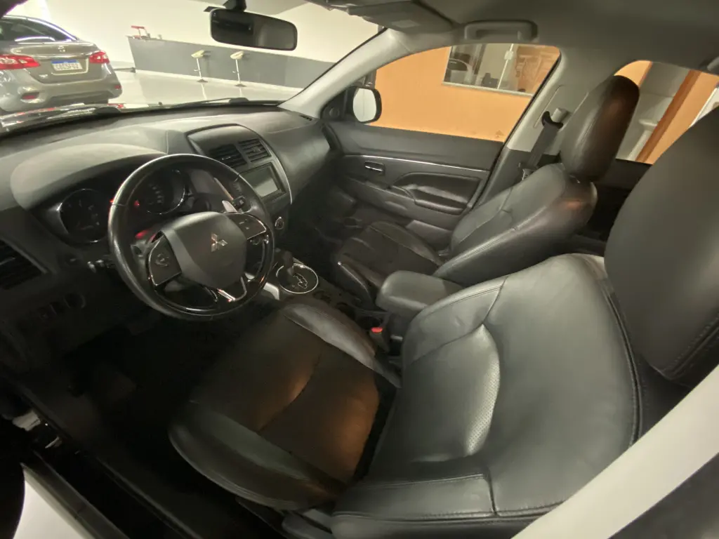 MITSUBISHI ASX - Foto