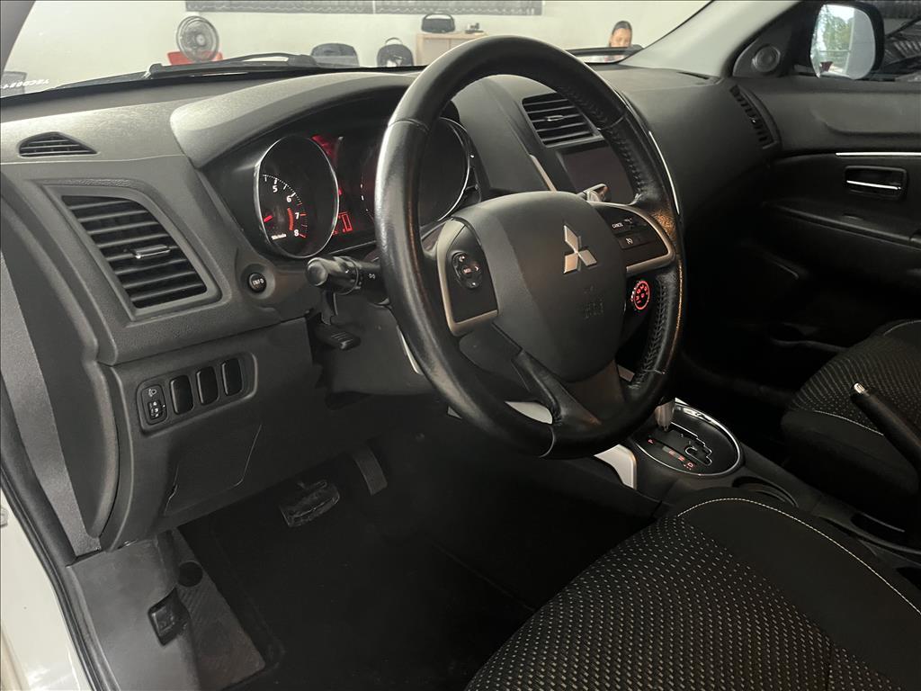 MITSUBISHI ASX - Foto