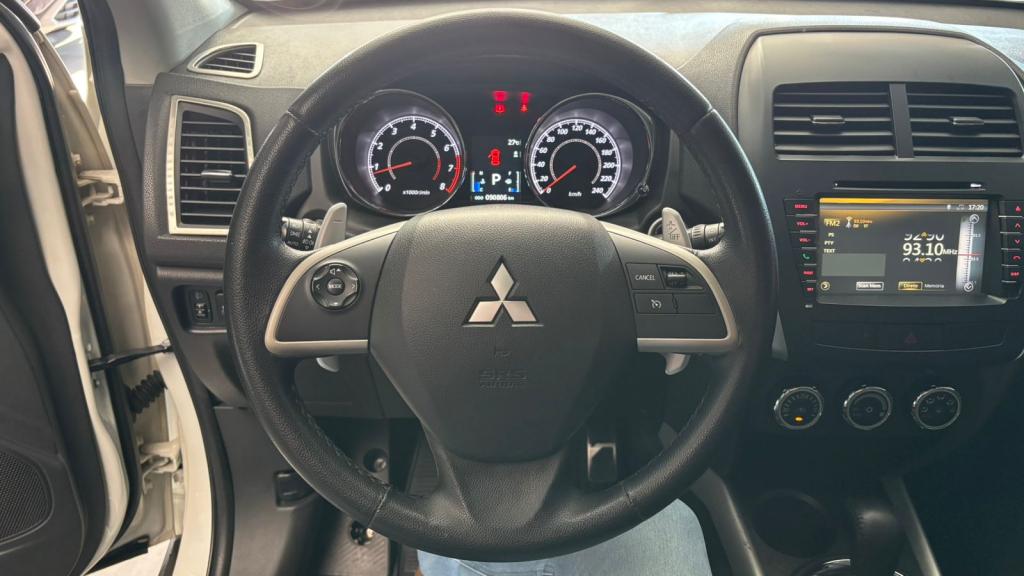 MITSUBISHI ASX - Foto