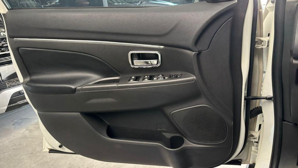 MITSUBISHI ASX - Foto