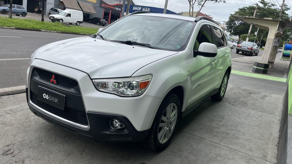 MITSUBISHI ASX - Foto