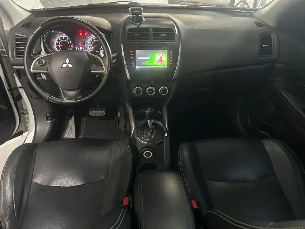 MITSUBISHI ASX - Foto