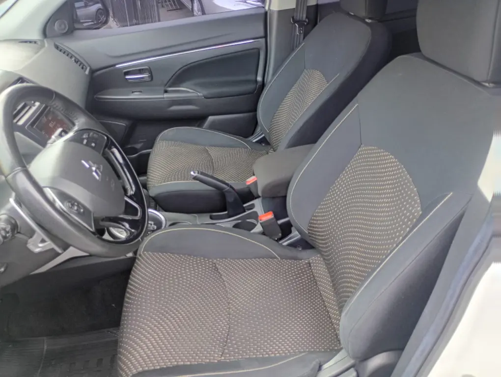 MITSUBISHI ASX - Foto