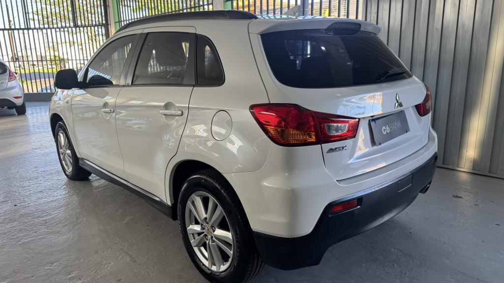 MITSUBISHI ASX - Foto