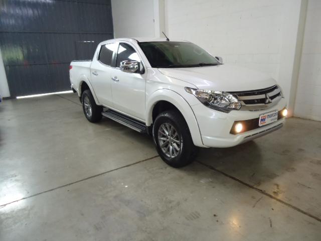 MITSUBISHI L 200 - Foto