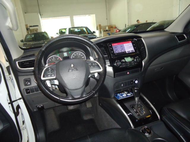 MITSUBISHI L 200 - Foto