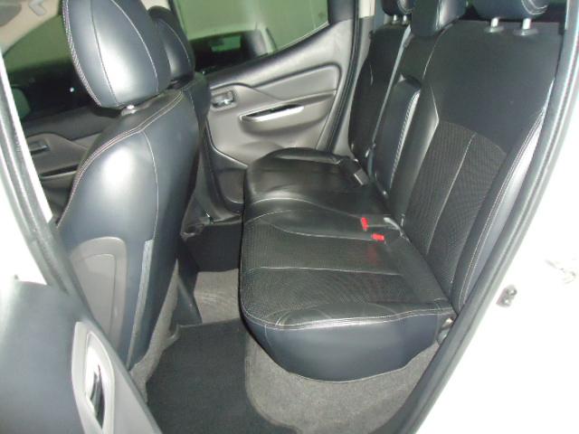 MITSUBISHI L 200 - Foto