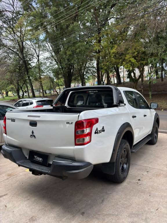 MITSUBISHI L 200 Outdoor - Foto