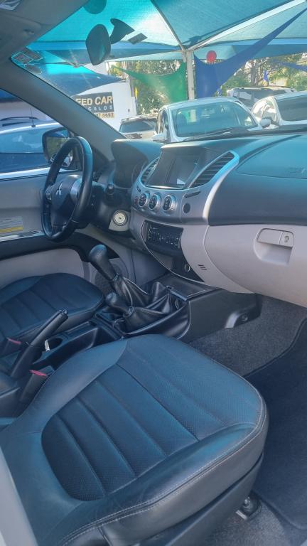 MITSUBISHI L 200 Triton - Foto