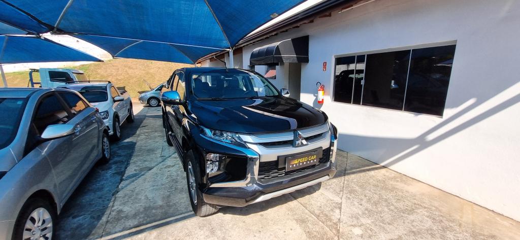 MITSUBISHI L 200 Triton - Foto