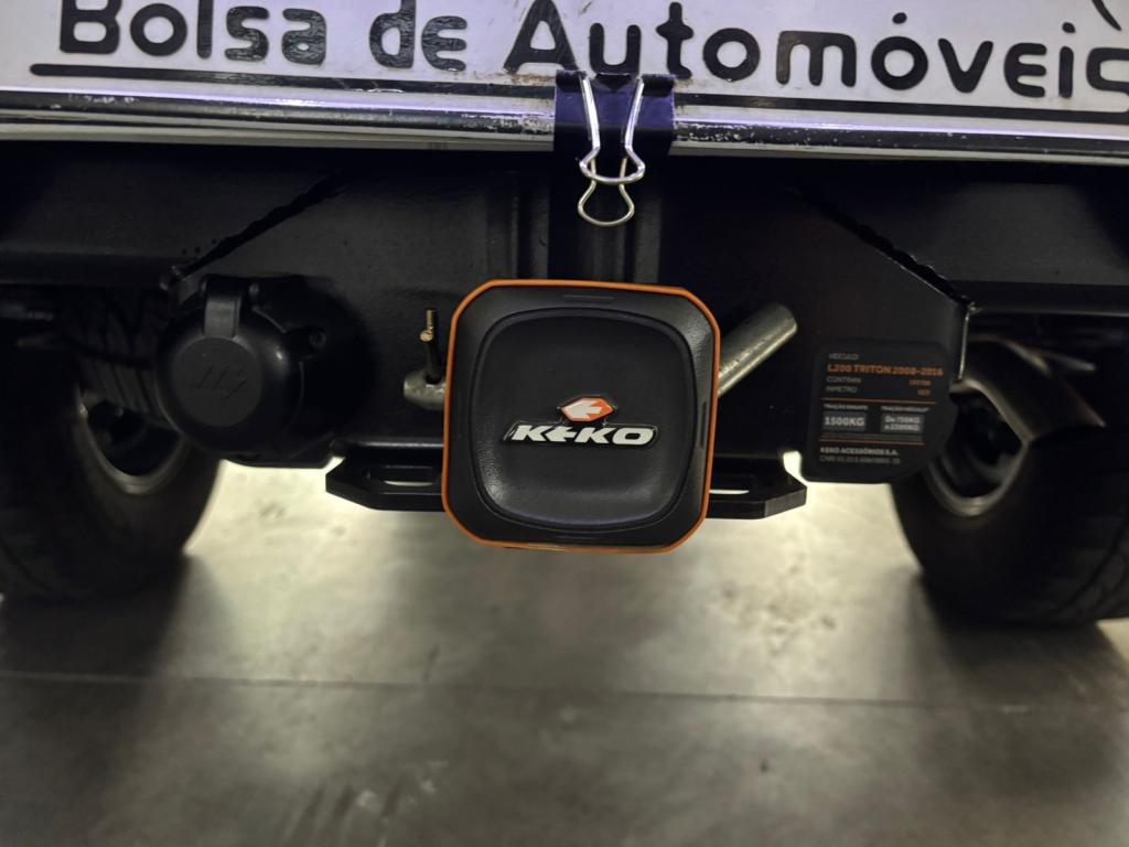 MITSUBISHI L 200 Triton - Foto