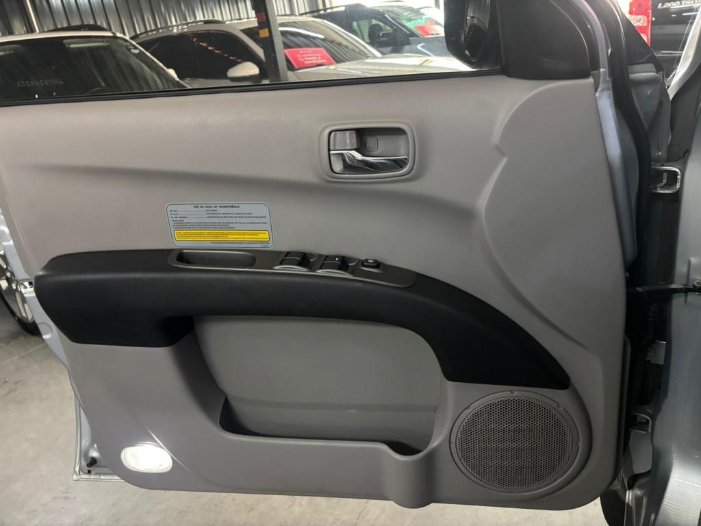 MITSUBISHI L 200 Triton - Foto