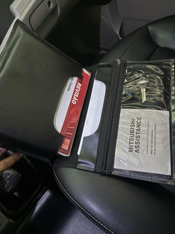 MITSUBISHI L 200 Triton - Foto