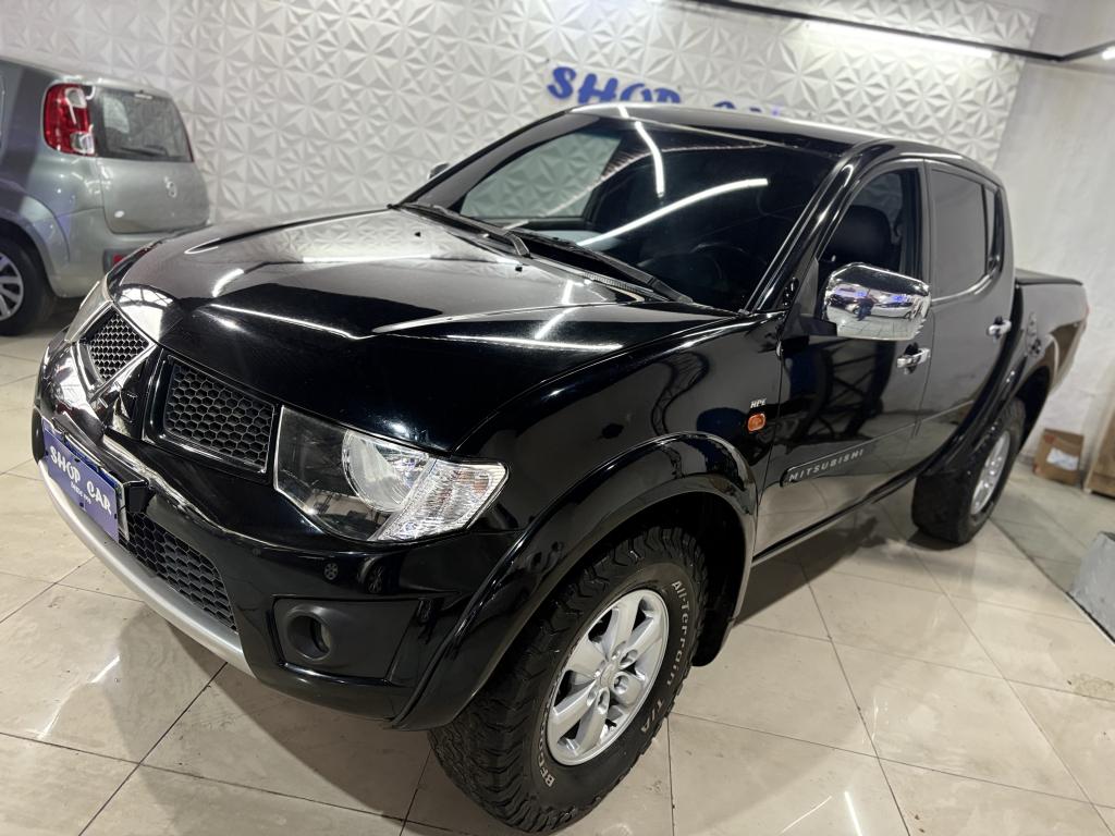 MITSUBISHI L 200 Triton