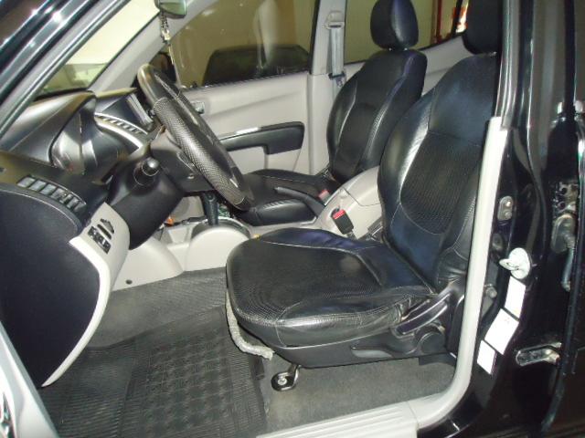 MITSUBISHI L 200 Triton - Foto