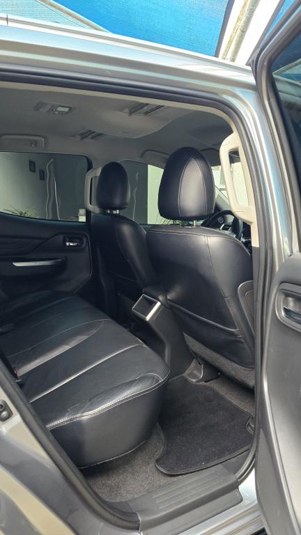 MITSUBISHI L 200 Triton - Foto
