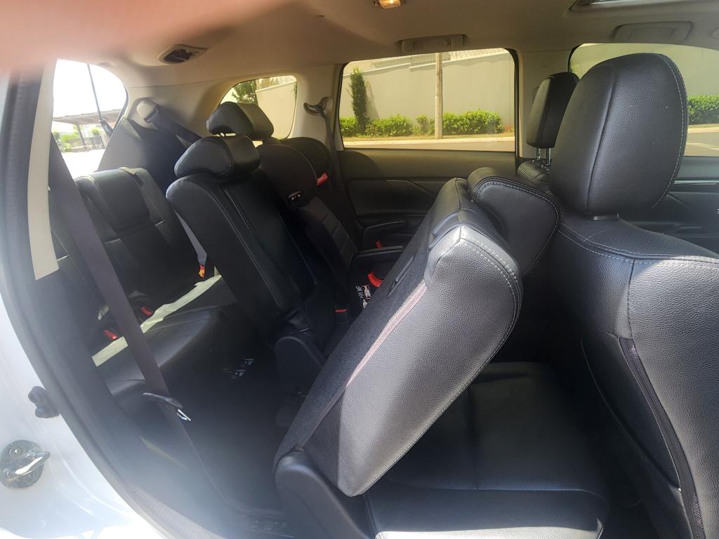 MITSUBISHI Outlander - Foto