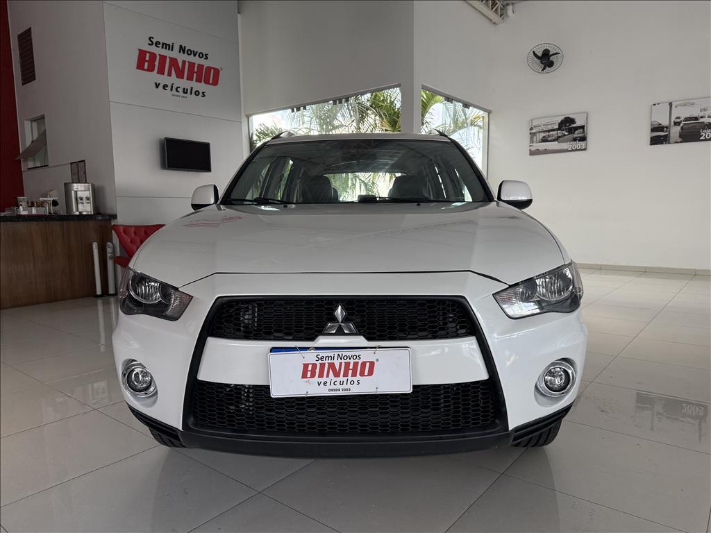 MITSUBISHI Outlander - Foto