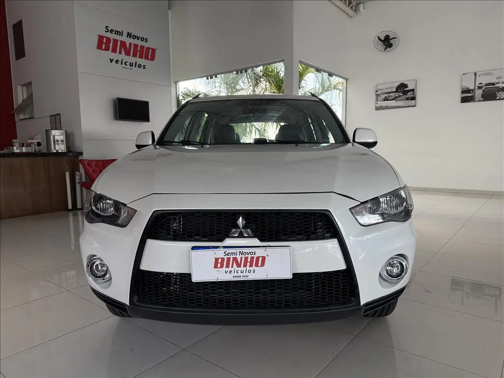 MITSUBISHI Outlander - Foto