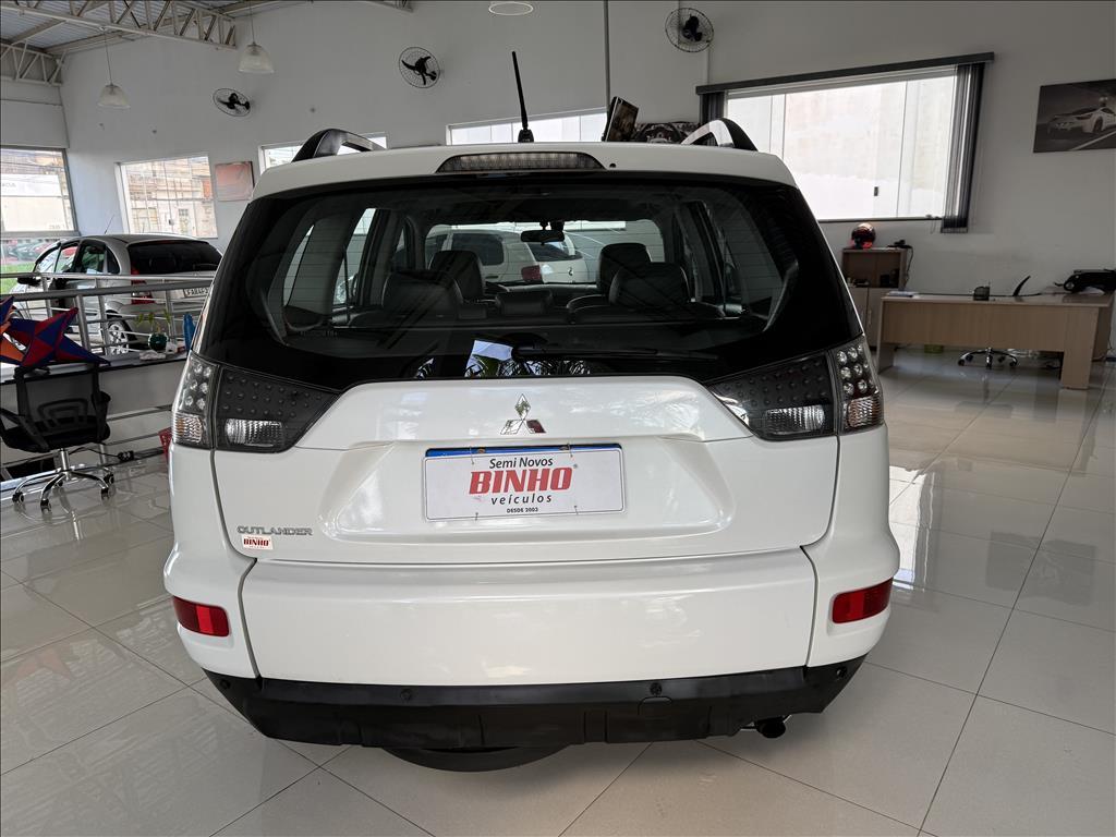 MITSUBISHI Outlander - Foto