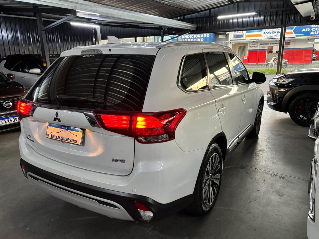 MITSUBISHI Outlander - Foto