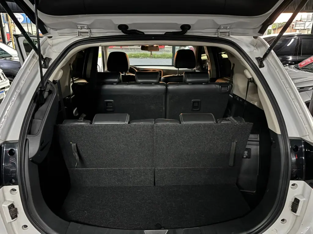 MITSUBISHI Outlander - Foto