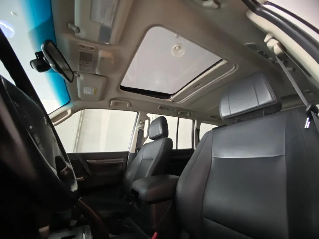 MITSUBISHI Pajero Full - Miniatura