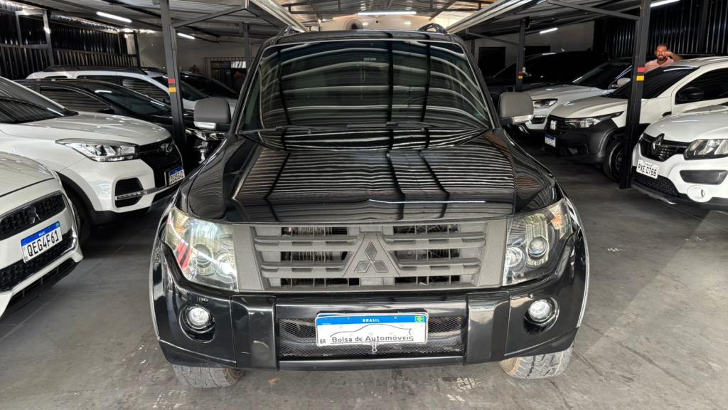 MITSUBISHI Pajero Full - Foto