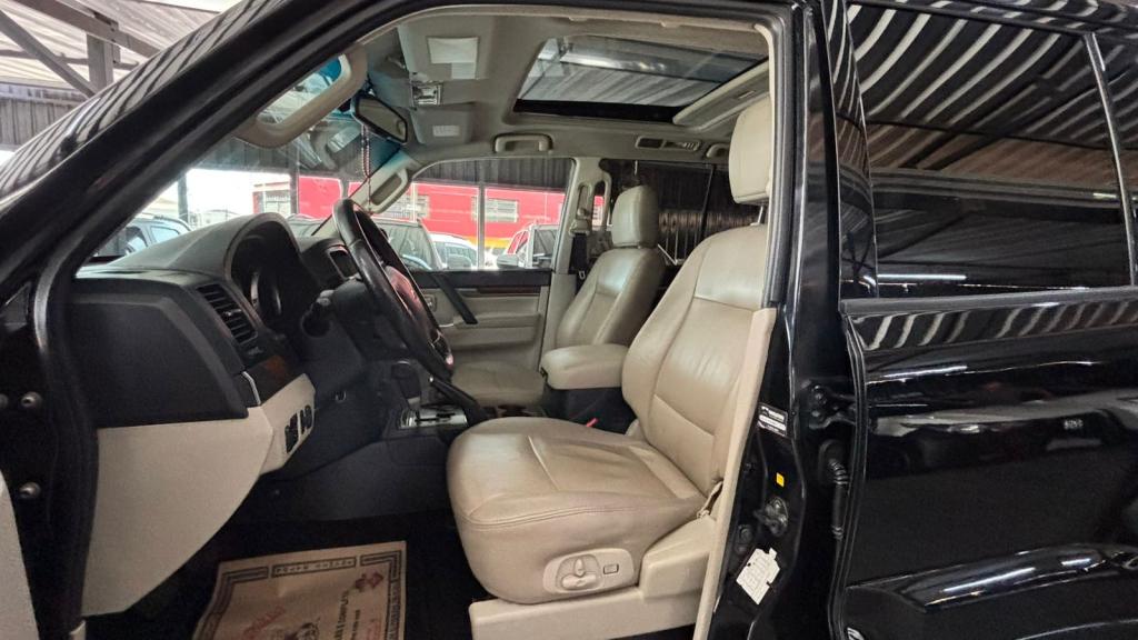 MITSUBISHI Pajero Full - Foto