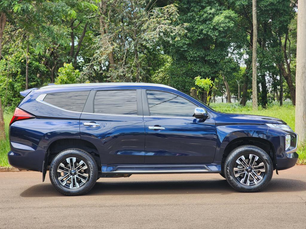 MITSUBISHI Pajero Sport - Foto