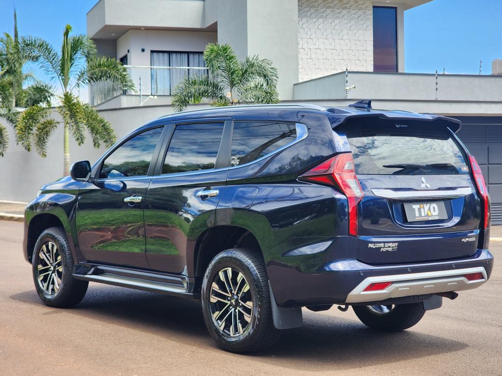 MITSUBISHI Pajero Sport - Foto