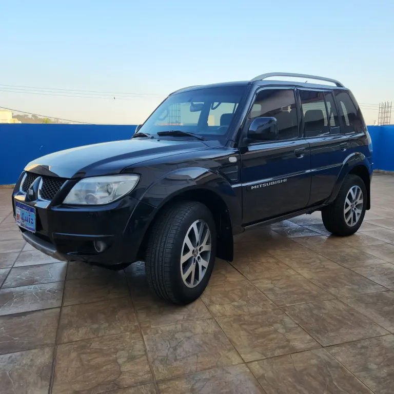 MITSUBISHI Pajero TR4 - Foto