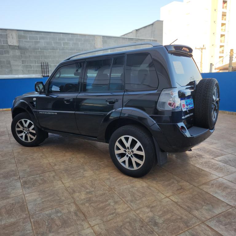 MITSUBISHI Pajero TR4 - Foto