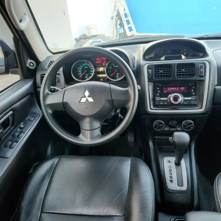 MITSUBISHI Pajero TR4 - Foto